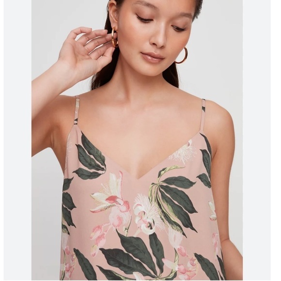 Aritzia Babaton Everly Floral Camisole In  Roebuck Salmao - Picture 2 of 16